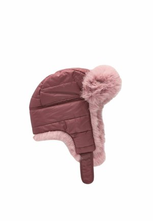 Polstrovaná, burgundská čiapka s krátkym okrajom, so soft pink umelou kožušinou vo vnútri a brmbolcom. Obsahuje ušné klapky a pod bradou pásik na upevnenie.