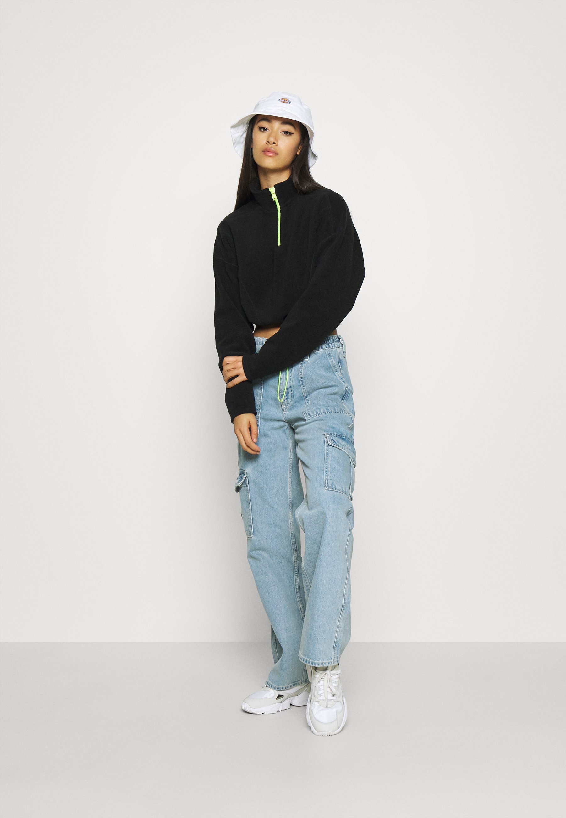 BDG Urban Outfitters SKATE JEAN - Pantaloni cargo - bleach/carta da  zucchero - Zalando.it