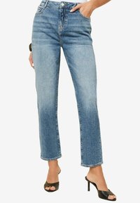 REGULAR FIT - COMFORT - Ravne kavbojke - mid blue