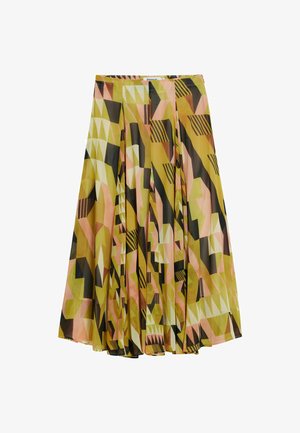 Maxi-rok van transparant materiaal met een geometrisch patroon in tinten geel, roze en zwart. Uitlopende ontwerp met plooien aan de zijkanten.