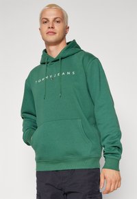 Tommy Jeans LINEAR LOGO - Felpa - court green