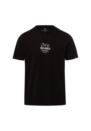 Zwart T-shirt met korte mouwen met de tekst "Out of THIS WORLD" en kleinere witte letters op de borst gedrukt.