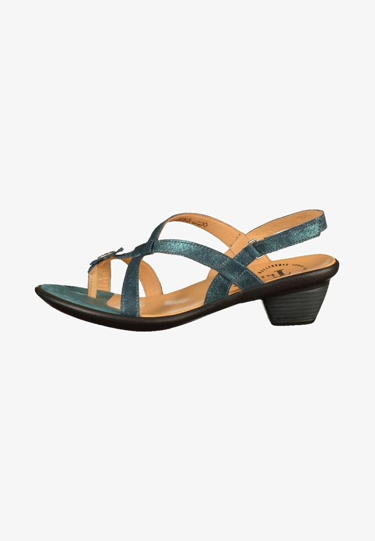 Sandale à lanières pour femme en vert sarcelle avec petit talon carré, bride de cheville réglable et design à bout ouvert.
