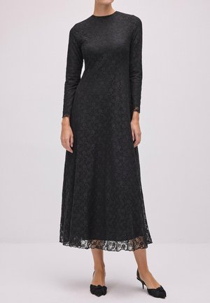 Touché Privé, LACE DRESS - Robe de jour - black