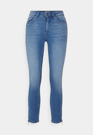 ONLBLUSH MID SKINNY ANKLE ZIP - Jeans Skinny Fit - light blue denim
