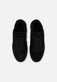Nubikk BASKET COURT - Sapatilhas - black raven