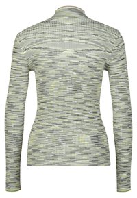 Pitkähihaine paita kevyessä, teksturoidussa kankaassa. Ominaisuuksiin kuuluu yhdistelmä harmaata ja vaaleanvihreää vaakasuorilla raidoilla ja korkea kaulus.