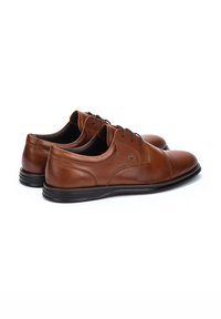 Martinelli Derbies & Richelieus - brown