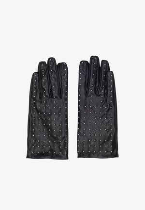 Guanti in pelle nera con piccoli borchietti d'argento che ricoprono uniformemente la superficie, mostrati distesi con le dita estese affiancate.