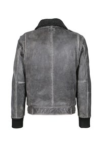 Graue Lederjacke mit strukturierter Oberfläche, schwarzem Schaffellkragen, gerippten Bündchen und einem einfachen Design mit vertikalen Nähten.