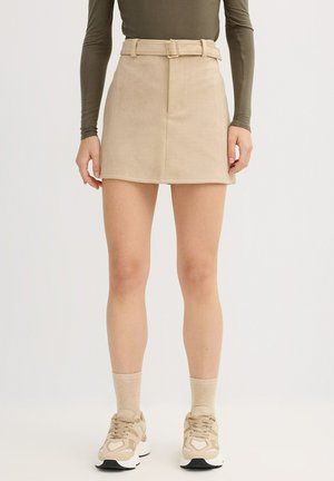 Falda acampanada - beige