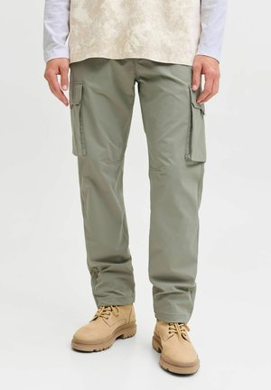 RELAXED FIT  - Armijas stila bikses - vetiver