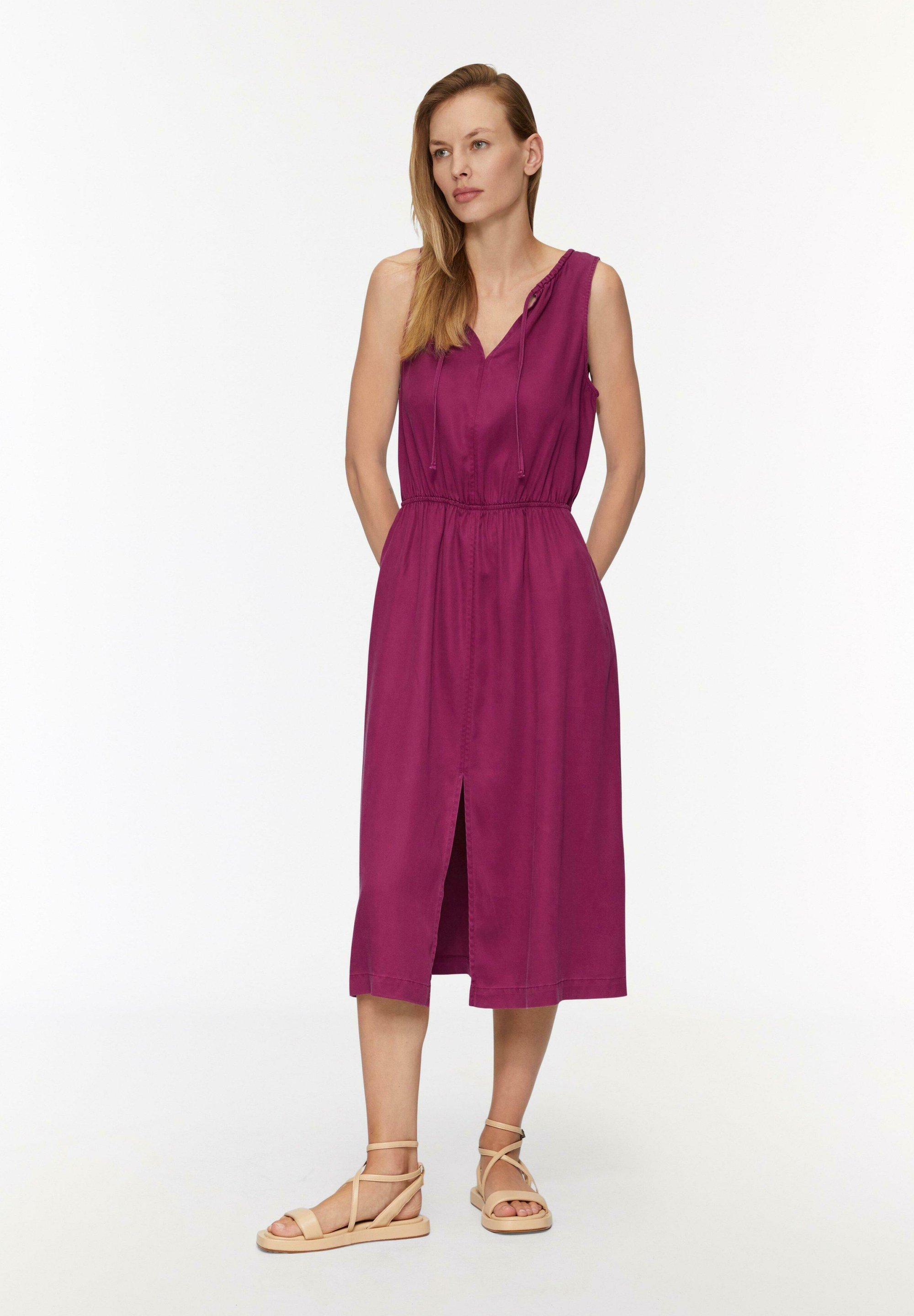 LONGUEUR MIDI FLUIDE À FENTE SUR LE DEVANT Jurk