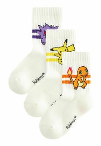 Weiße Crew-Socken mit den Charakteren Pikachu, Glumanda und Gengar. Jede Socke hat lebendige Farbakzente und einzigartige Charaktergrafiken.