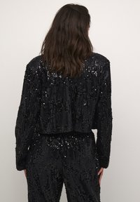 Kaffe NICOLE SEQUIN - Blazer - black deep