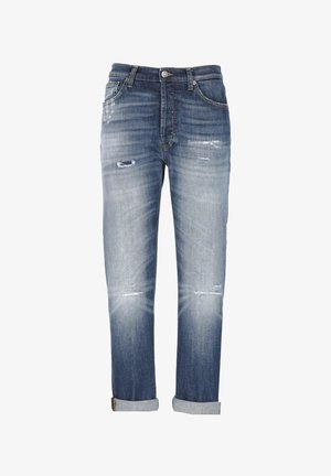Jeans in denim azzurro chiaro con fit a gamba affusolata, caratterizzati da strappi e sfumature, chiusura con bottone e orli arrotolati.