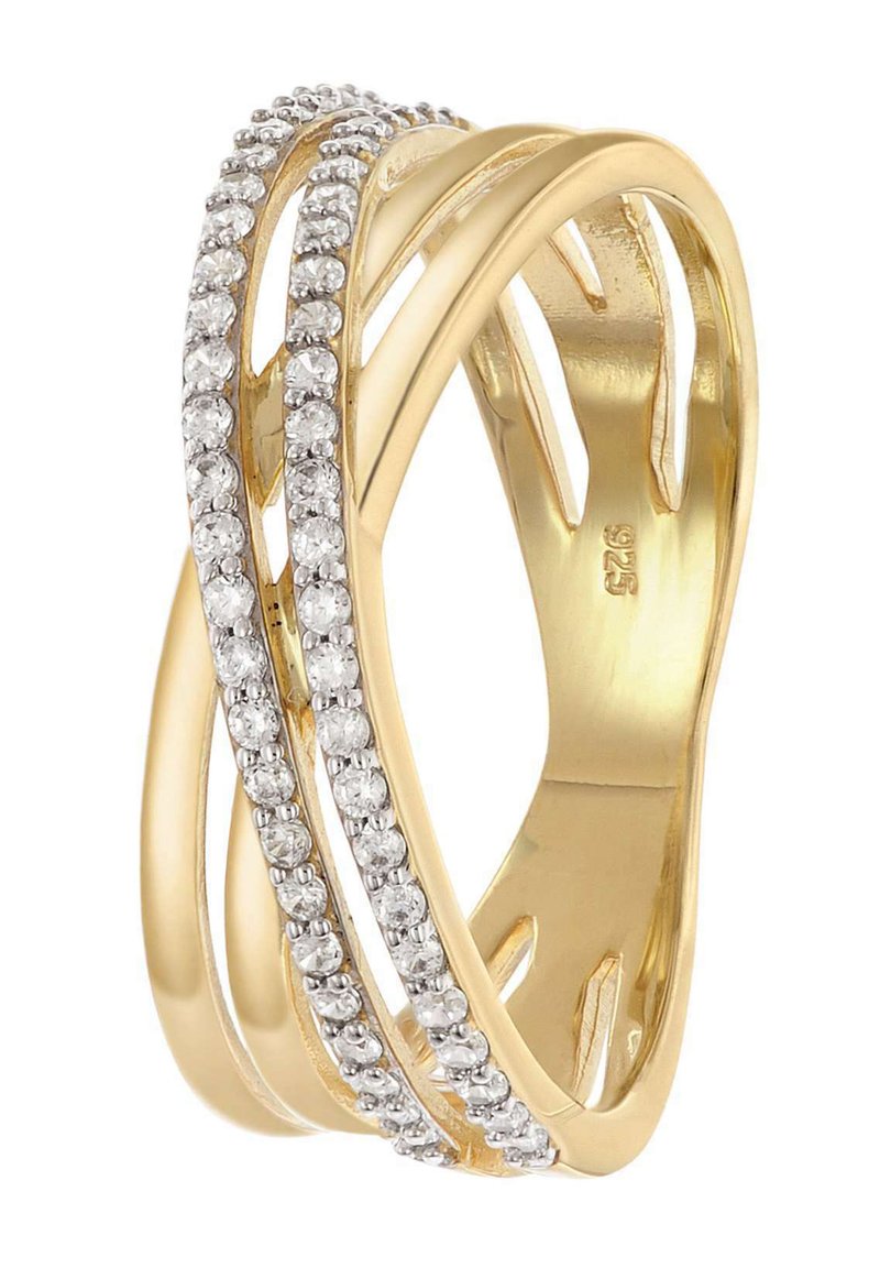 Goldplattierter Ring mit drei miteinander verwobenen Bändern, zwei davon mit kleinen klaren Edelsteinen. Glatte Oberfläche mit polierter Textur; elegantes Design.