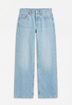 Ανοιχτό μπλε τζιν παντελόνι με ίσια γραμμή, εμπρόσθιες τσέπες, θηλιές για ζώνη, κούμπωμα με κουμπί και διακριτική ξεθώριαση στους μηρούς.