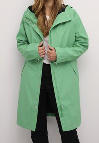Culture Parkas - green