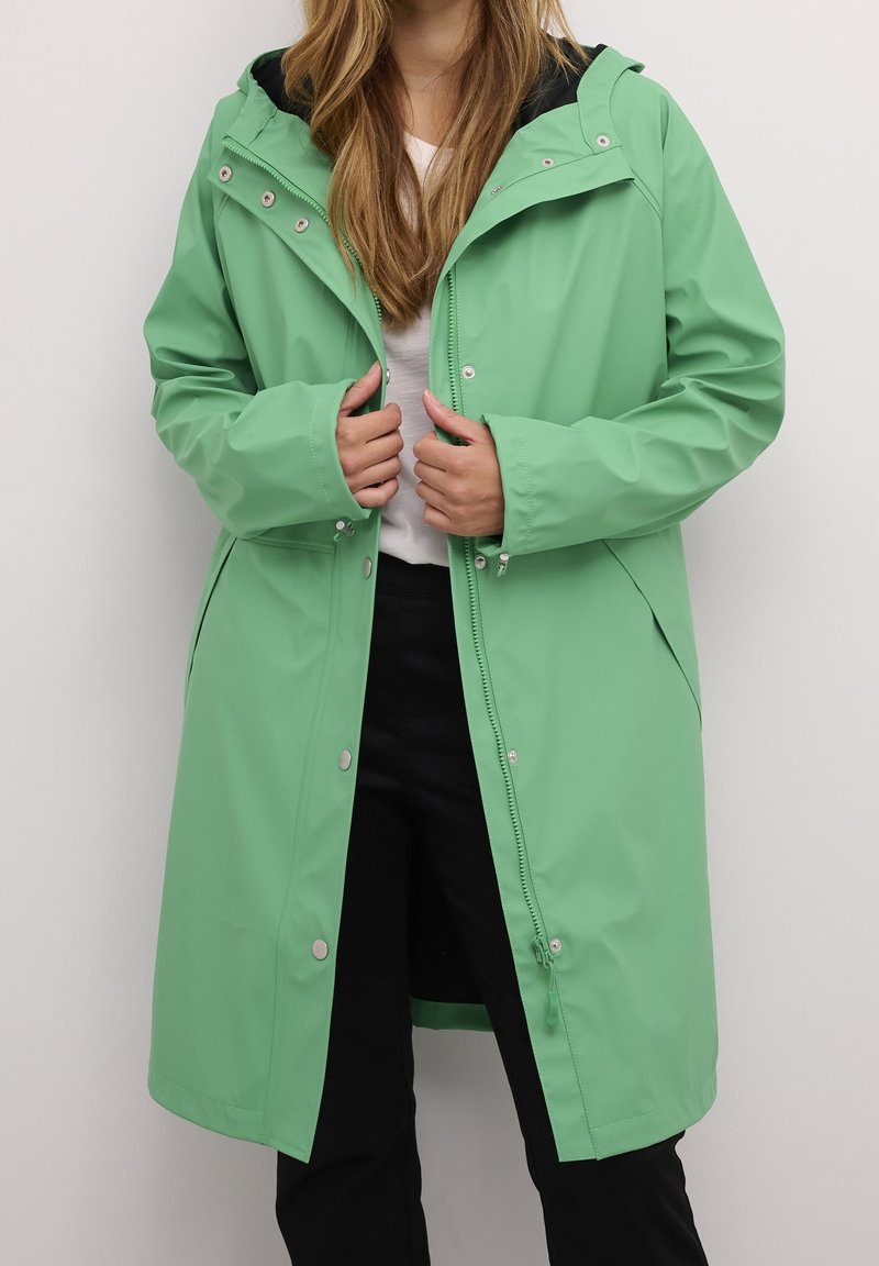 Culture Parkas - green