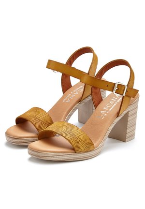 Sandals - sand