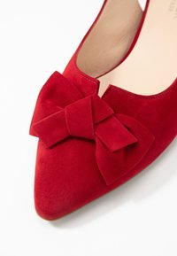 Peter Kaiser Tacones - red
