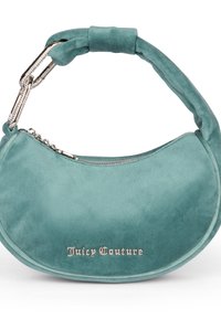 Teal mockaläderhandväska med en böjd form och vadderat handtag. Har en silverfärgad dragkedja och "Juicy Couture"-logotyp i metallisk stil.