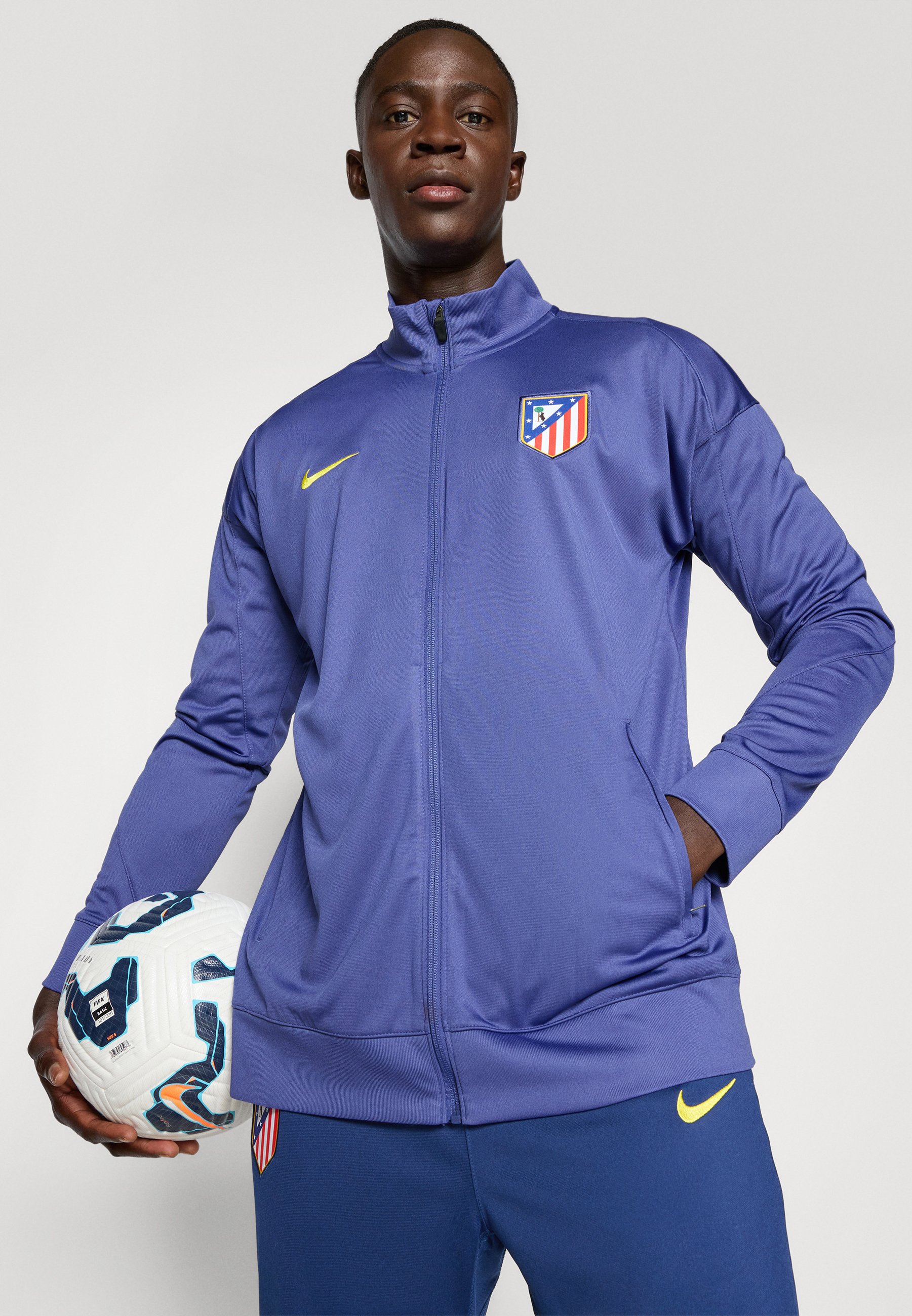 nike training suit