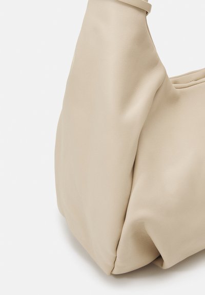Stuart Weitzman THE MODA HOBO BAG - Shoppingväska - oat