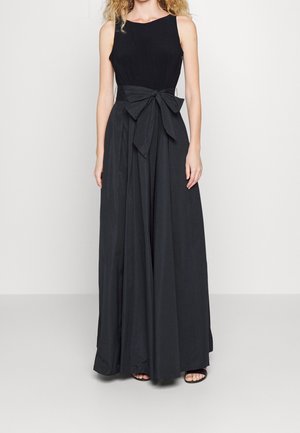 Robe de cocktail - black
