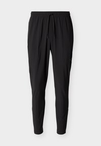 Μαύρο αθλητικό παντελόνι με στενή γραμμή, ελαστική μέση και κορδόνι, με πλαϊνές τσέπες και διακριτική λεπτομέρεια λογότυπου στο δεξί πόδι.