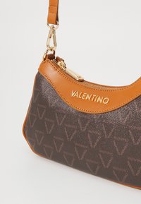 Valentino Bags LADY - Rokassoma - brown