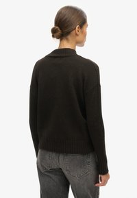 Superdry & Co ESSENTIAL MOCK NECK  - Pullover - bitter chocolate brown