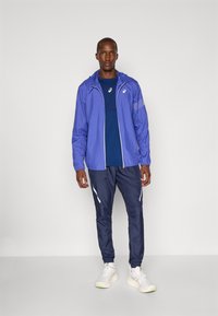 ASICS ICON JACKET - Veste coupe-vent - royal