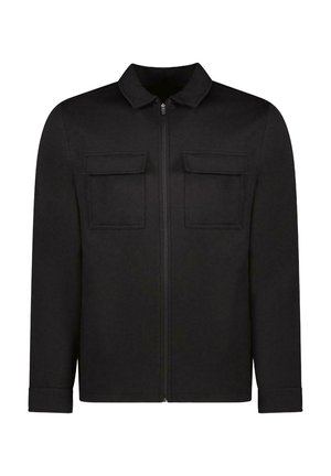 Zwarte jacket met een kraag als halslijn, voormodel met rits en twee borstzakken. Heeft een gladde textuur en lange mouwen.