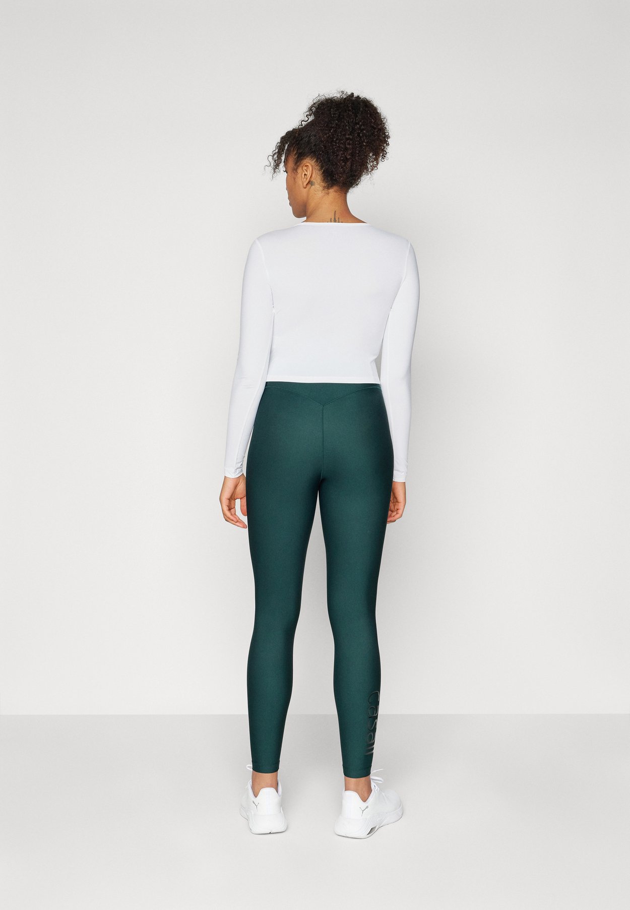 GRAPHIC HIGH WAIST