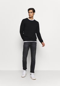 s.Oliver Pulover - black