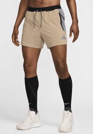 Nike Performance - Krótkie spodenki sportowe