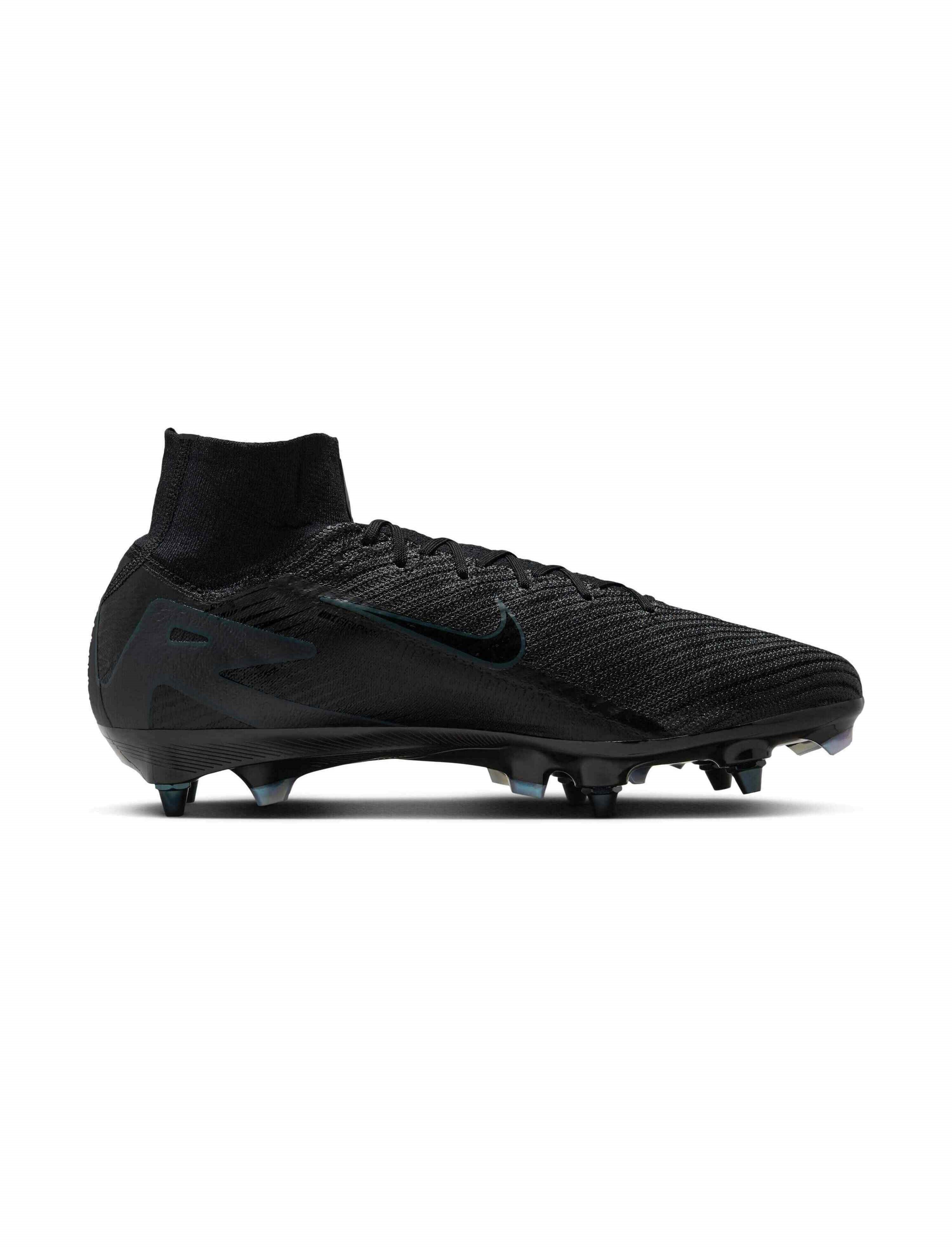 black nikeboots