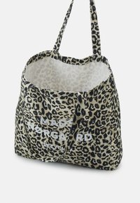 Mads Nørgaard BOUTIQUE AOP ATHENE BAG - Pirkinių krepšys - light brown/black