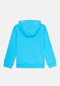 Haut à capuche pour enfants bleu vif avec de longues manches et une capuche, présenté de dos sur un fond blanc.