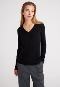 Style Republic KASCH-MIR V-NECK JUMPER - Strickpullover - black