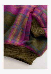 Non selezionato, tan brown