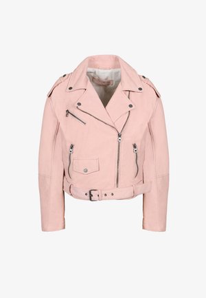 Roze leren motorjack met een asymmetrische rits, ritszakken aan de zijkanten en een ceintuur in de taille. Glad oppervlak met zilveren hardware accenten.
