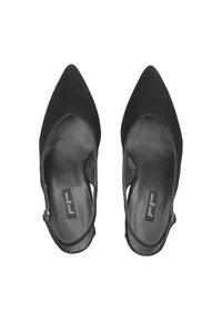 Chaussures slingback noires en daim à bout pointu avec un design découpé et une sangle à la cheville. Doublure intérieure lisse avec une semelle intérieure estampillée.