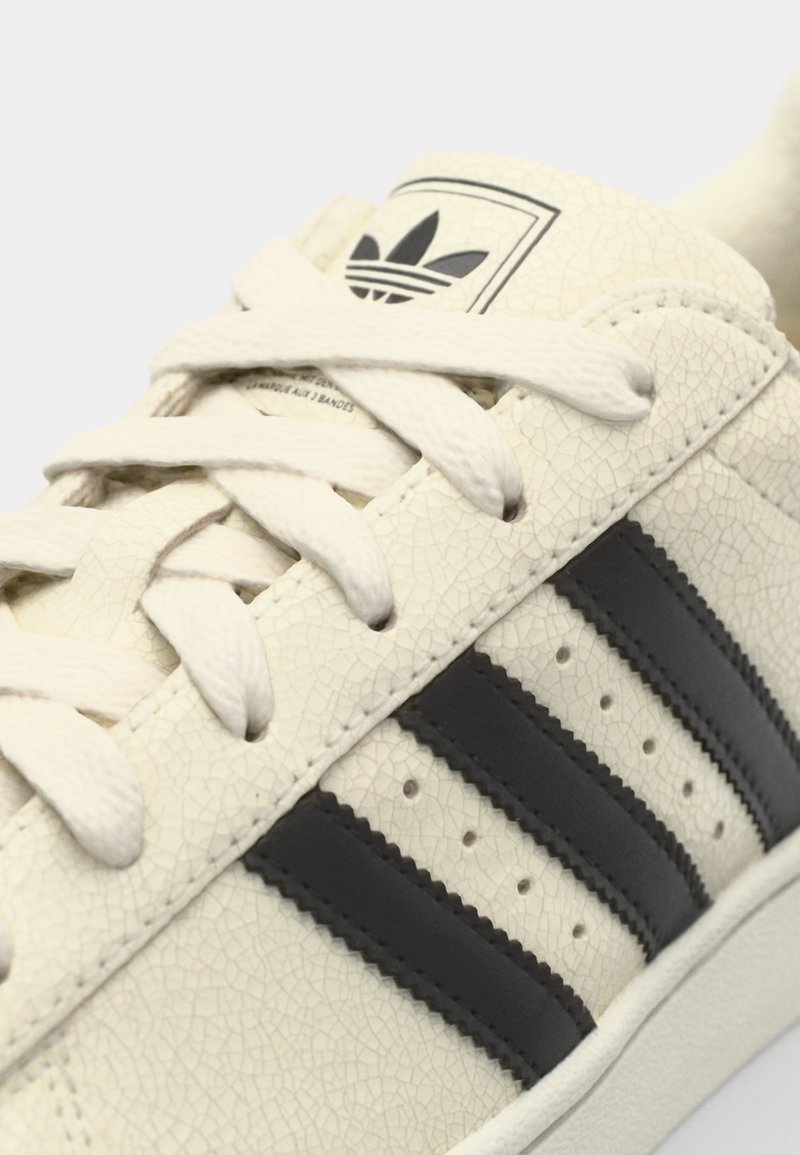 adidas gazelle silver green womens SpongeBob SquarePants x adidas Patrick Superstar JQ6778