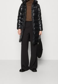 Calvin Klein Vinterkappa /-rock - black