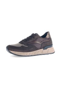 Sporty sneaker with a brown suede and mesh upper, contrasting light brown sole, textured details, and dark rubber toe cap.