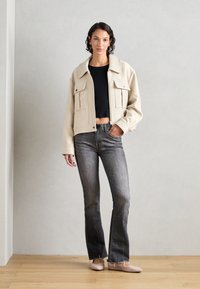 Tamaris Klasické baleríny  - taupe