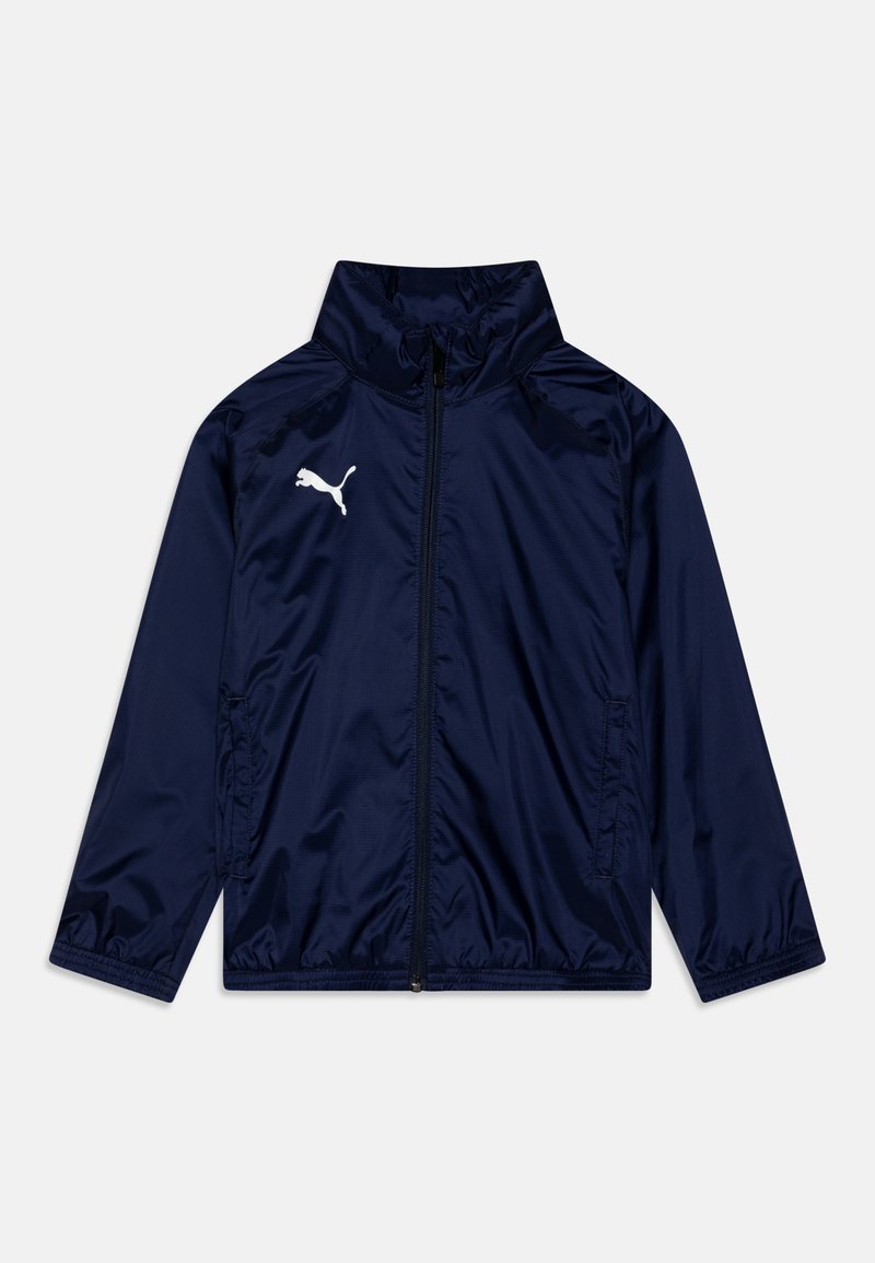 Marineblaue Windbreaker-Jacke aus glattem, leichtem Material. Mit einem Reißverschluss vorne, hohem Kragen und weißem Logo auf der Brust.